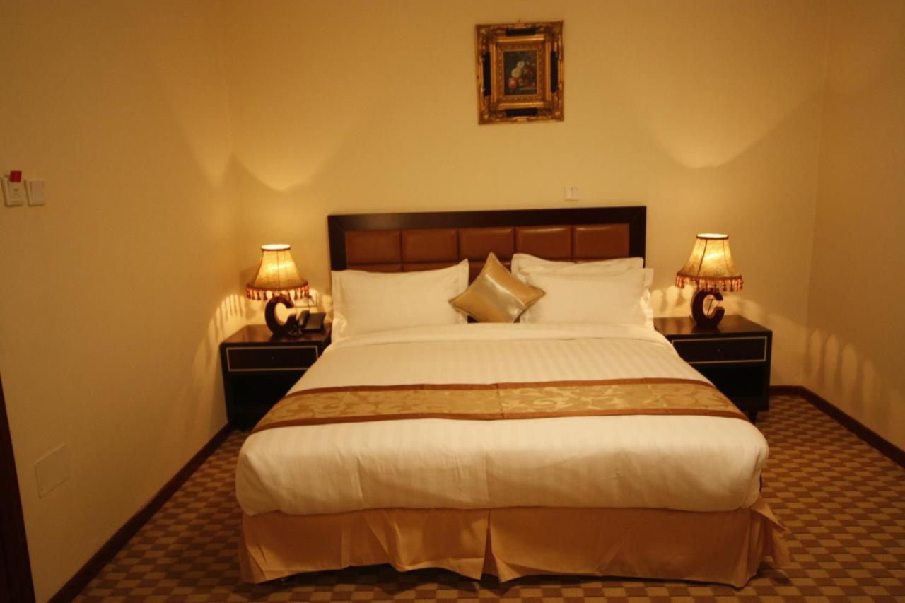Caravan Hotel Addis Exterior photo
